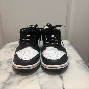 Nike women’s low dunk retro style “Pandas”